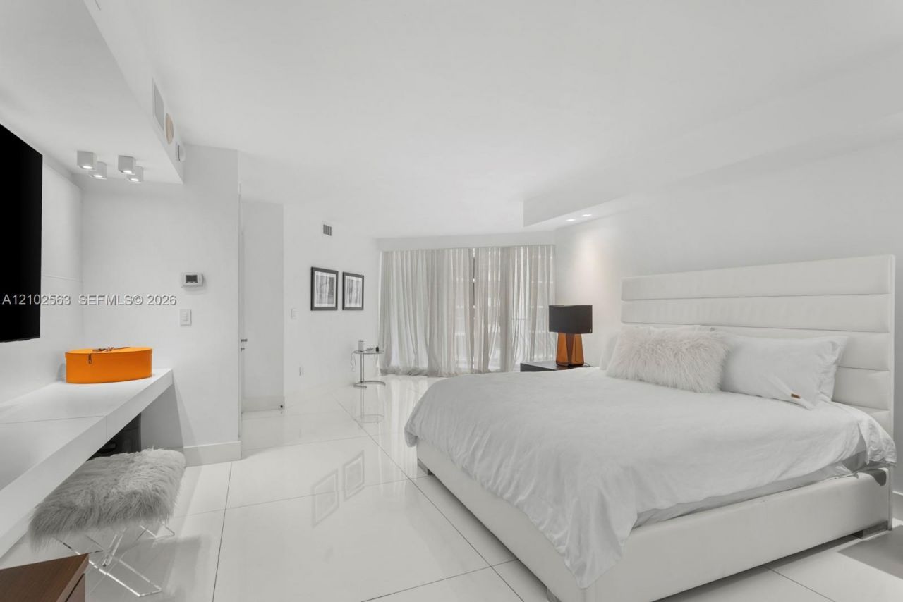 10155 Collins Ave , Unit 1210, Bal Harbour, FL 33154 Photo