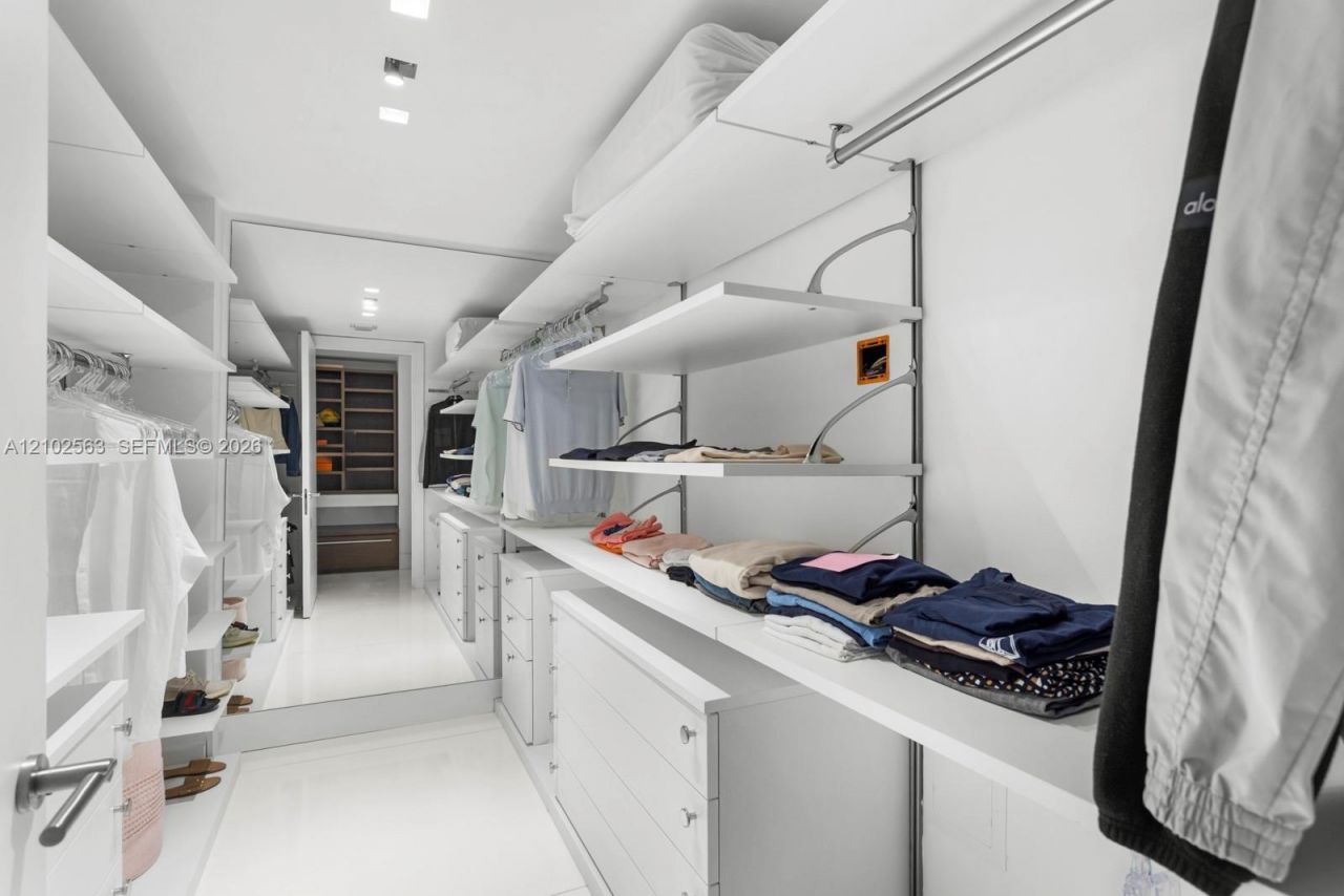 10155 Collins Ave , Unit 1210, Bal Harbour, FL 33154 Photo