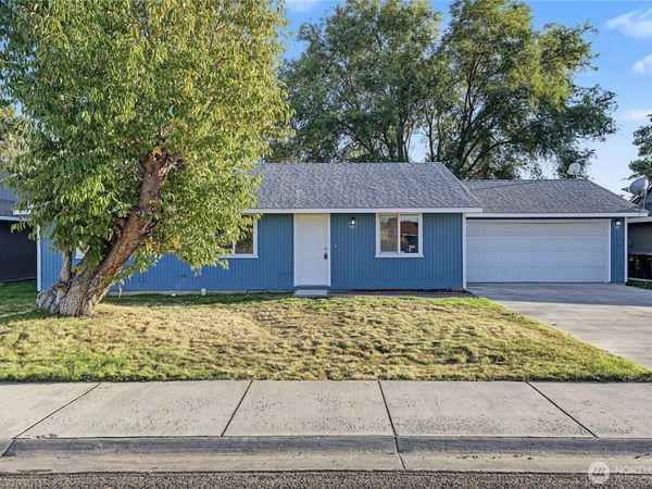 1016 E Hayden Drive , Moses Lake, WA 98837