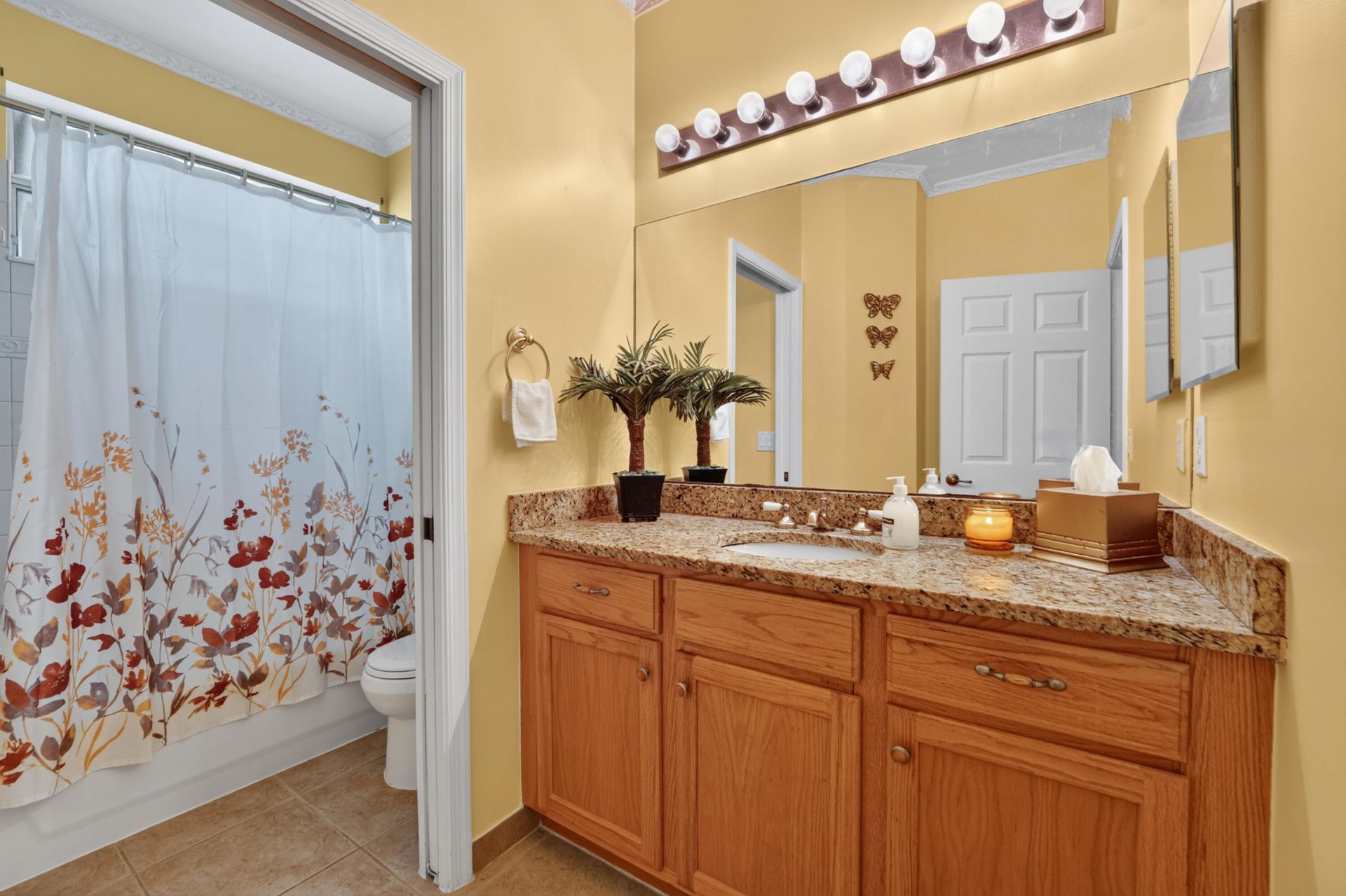 672 Gazetta Way, West Palm Beach, FL 33413 Photo