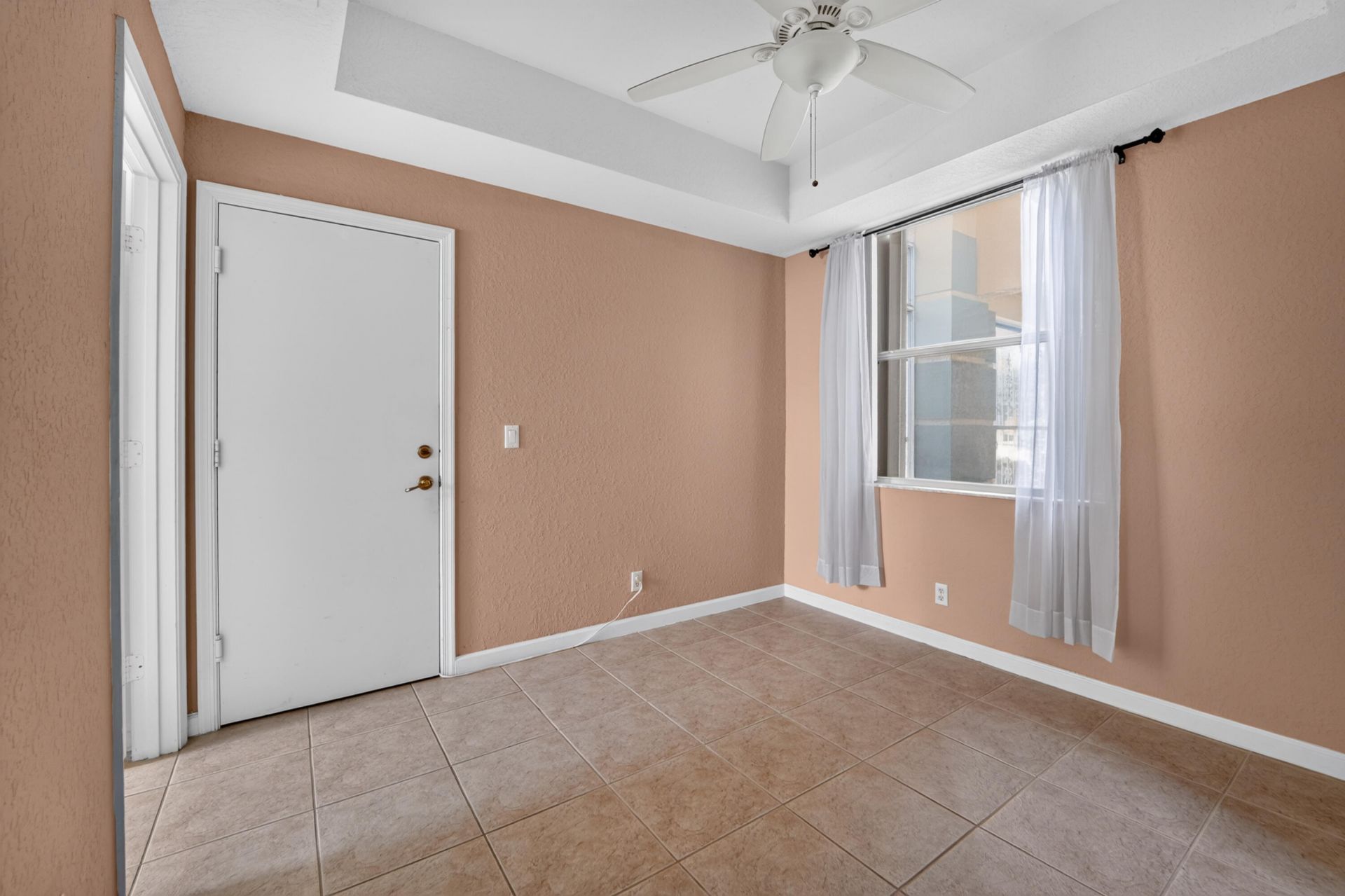 672 Gazetta Way, West Palm Beach, FL 33413 Photo
