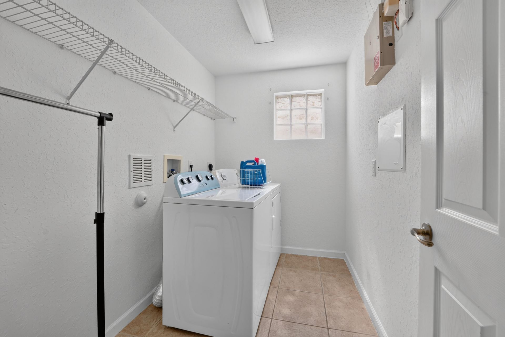 672 Gazetta Way, West Palm Beach, FL 33413 Photo