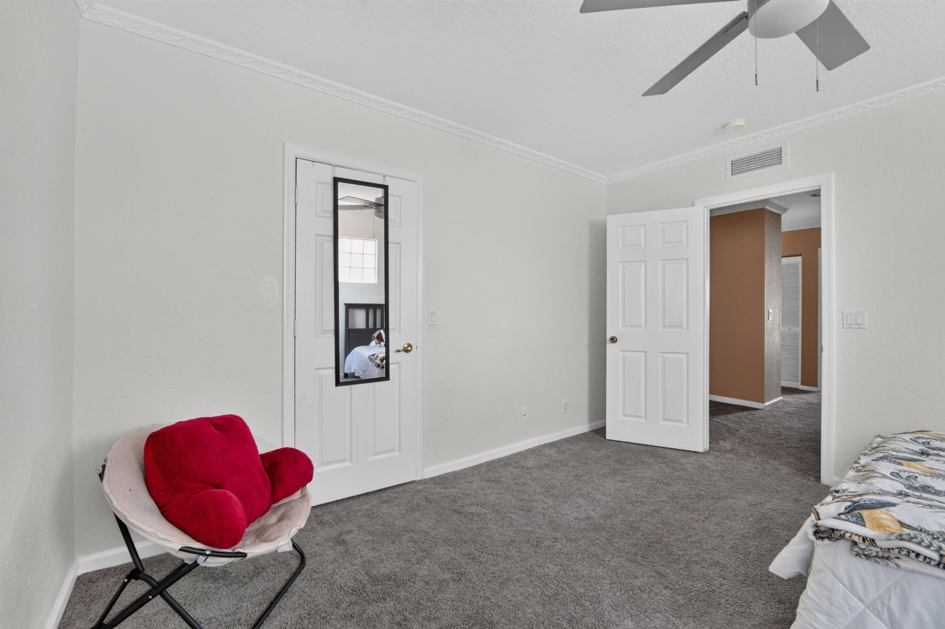672 Gazetta Way, West Palm Beach, FL 33413 Photo