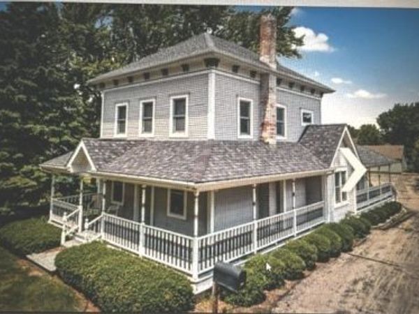 528 E Grant Highway, Marengo, IL 60152