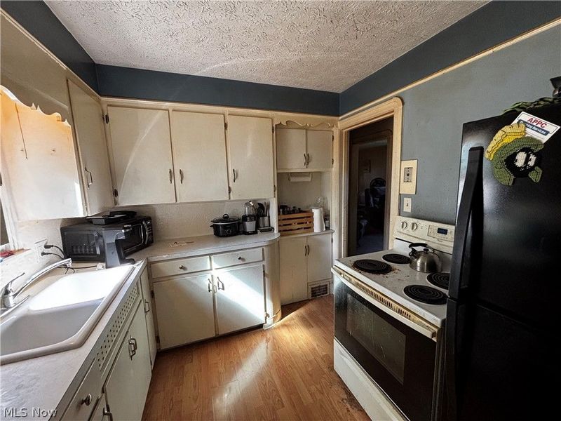 1347 Hammel Street, Akron, OH 44306 Photo 8