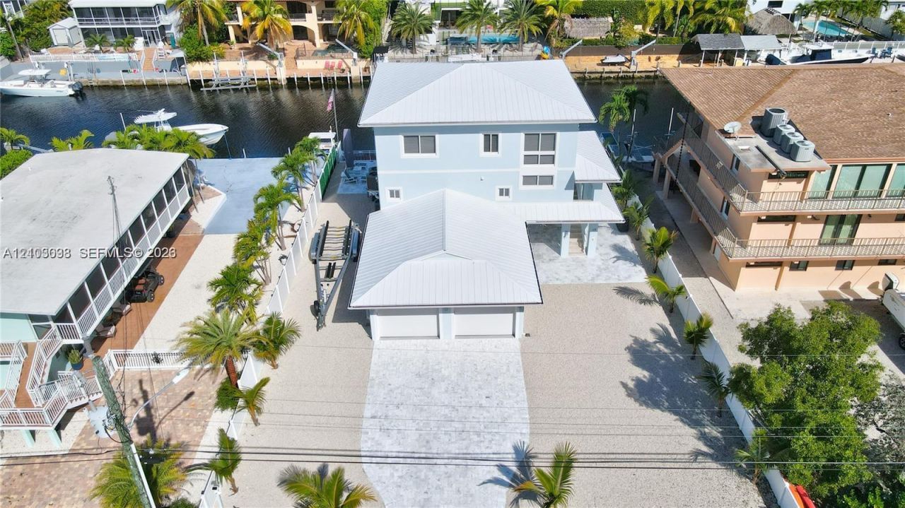 48 S Andros Rd , Key Largo, FL 33037 Photo