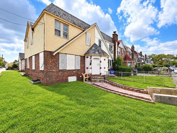 19920 115th Avenue, Saint Albans, NY 11412