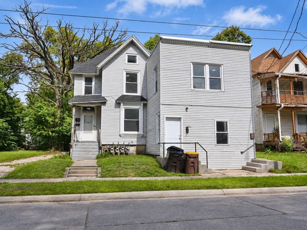 1223-1225 Andrews Street , Rockford, IL 61101