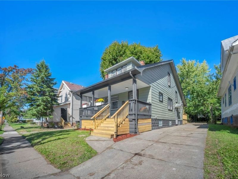 12813 Angelus Avenue, Cleveland, OH 44105 Photo 3