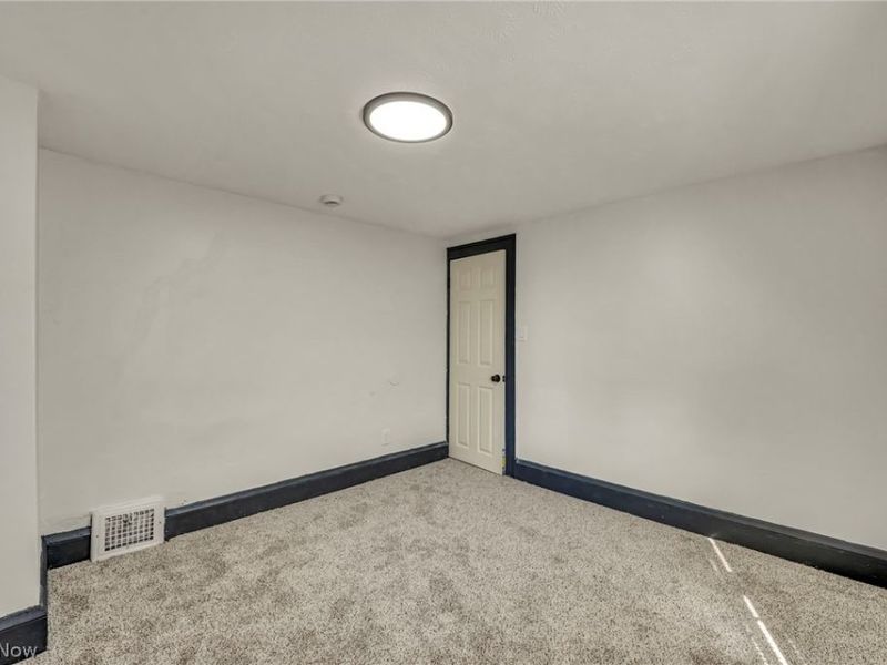 12813 Angelus Avenue, Cleveland, OH 44105 Photo 35