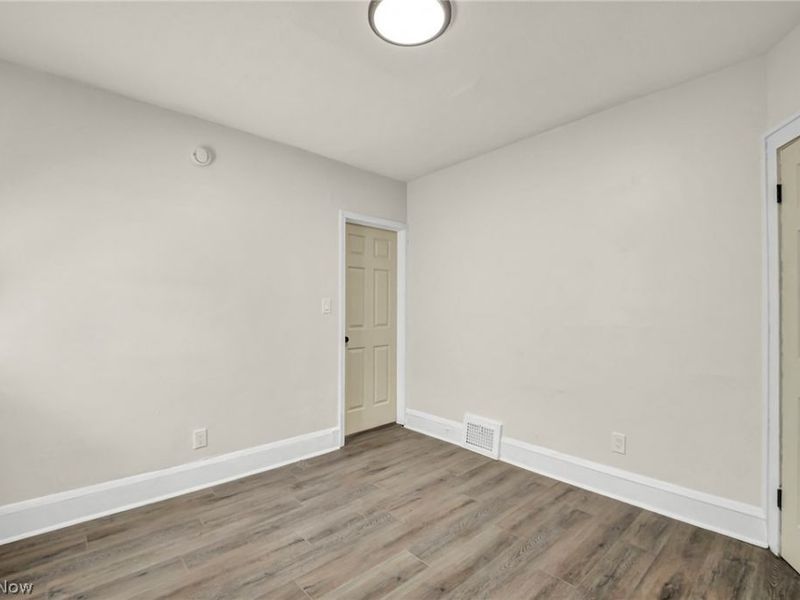 12813 Angelus Avenue, Cleveland, OH 44105 Photo 40
