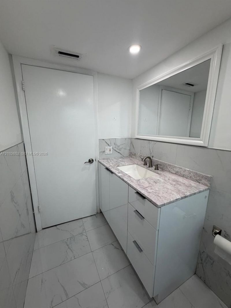 1855 NE 121st St, Unit 18, North Miami, FL 33181 Photo