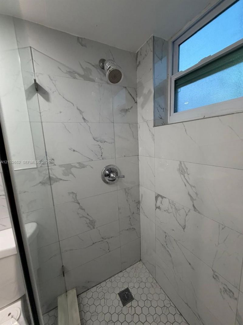 1855 NE 121st St, Unit 18, North Miami, FL 33181 Photo
