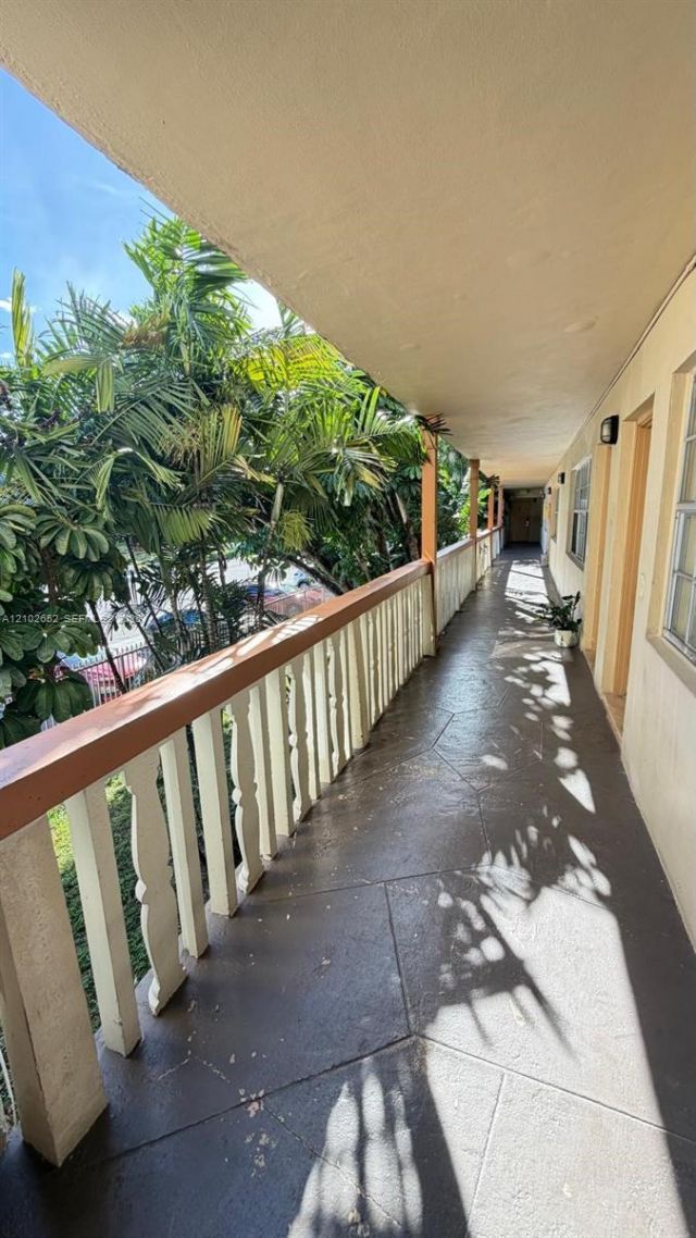 1855 NE 121st St, Unit 18, North Miami, FL 33181 Photo
