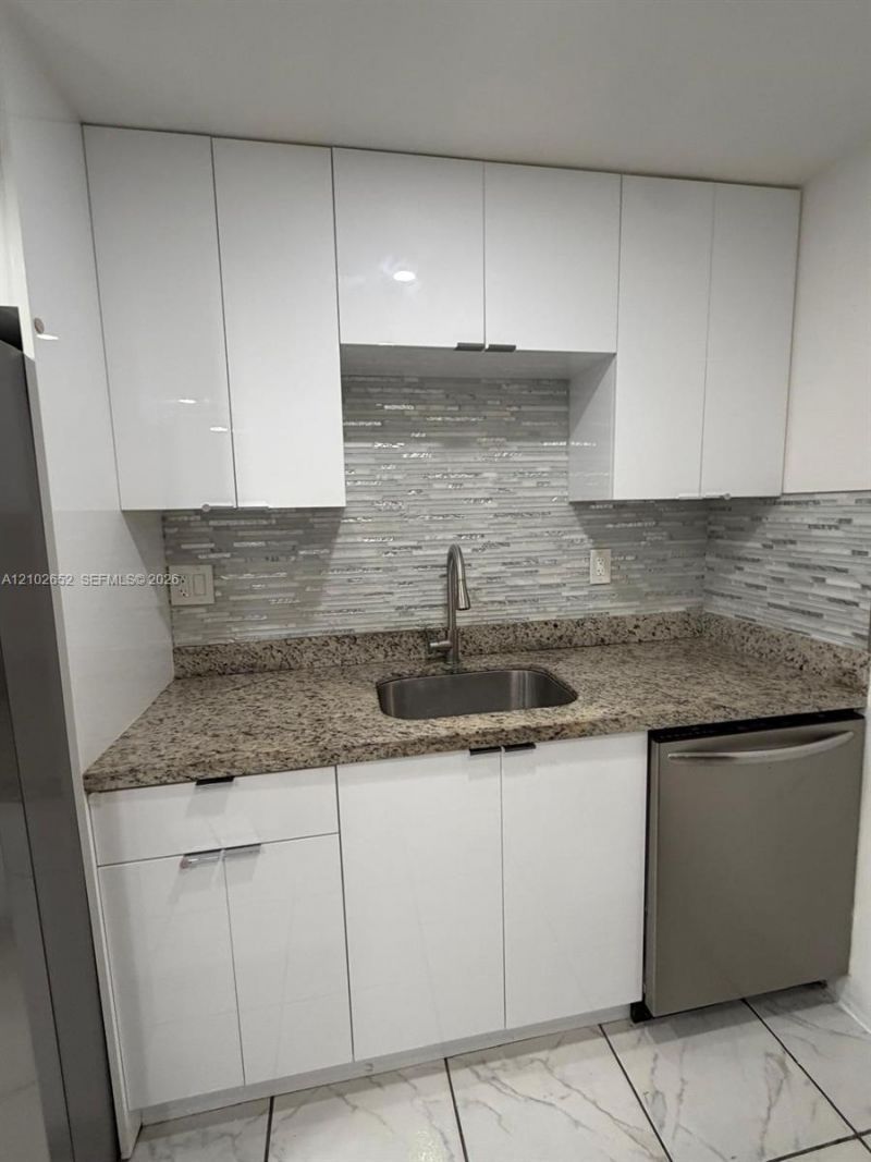 1855 NE 121st St, Unit 18, North Miami, FL 33181 Photo