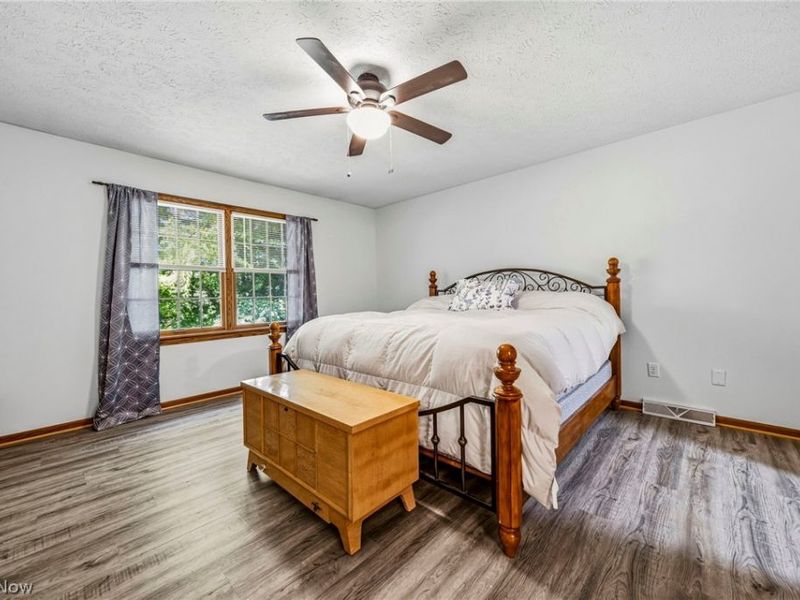 10893 Lakebrook Drive , Kirtland, OH 44094 Photo 34