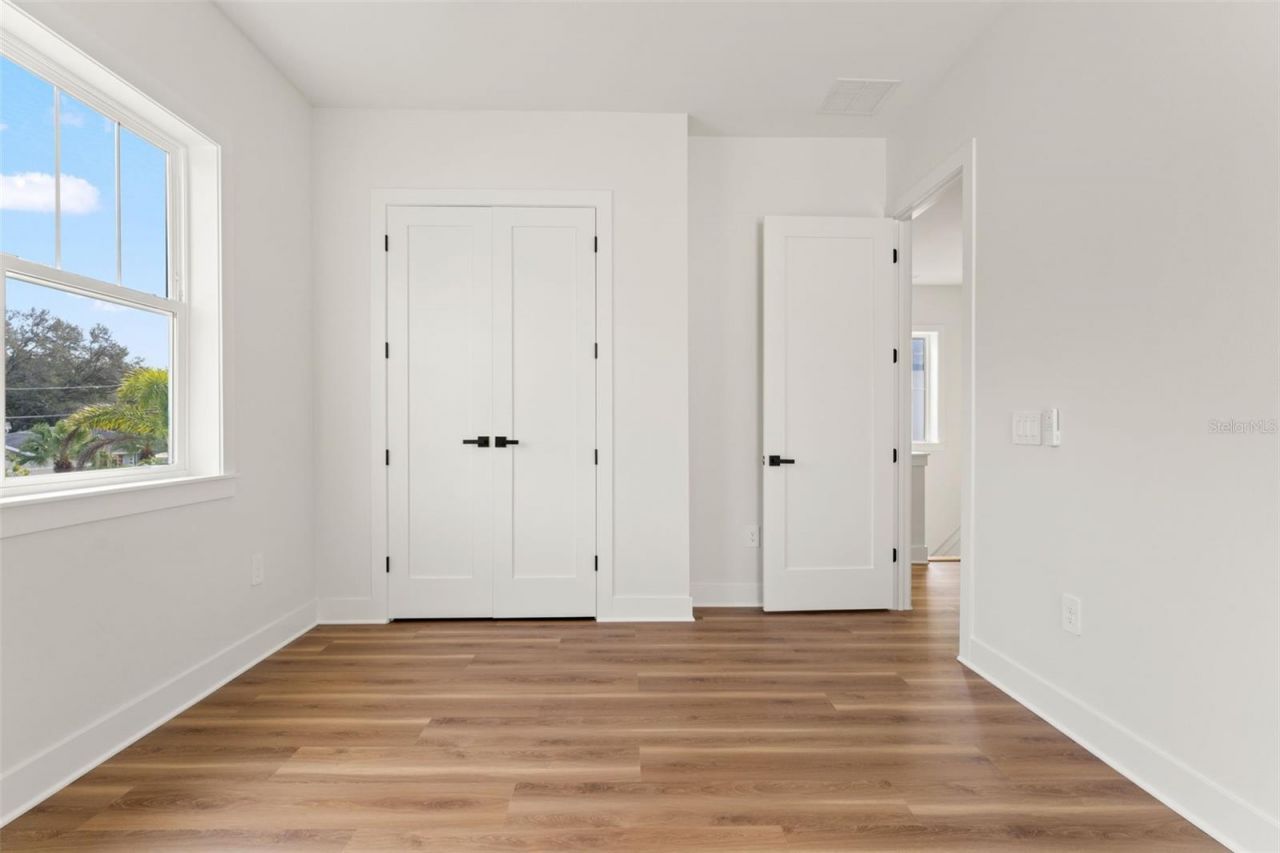 10154 Hodson Place , Seminole, FL 33776 Photo