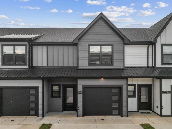 207 Jonathan Wade Cir , Clarksville, TN 37043
