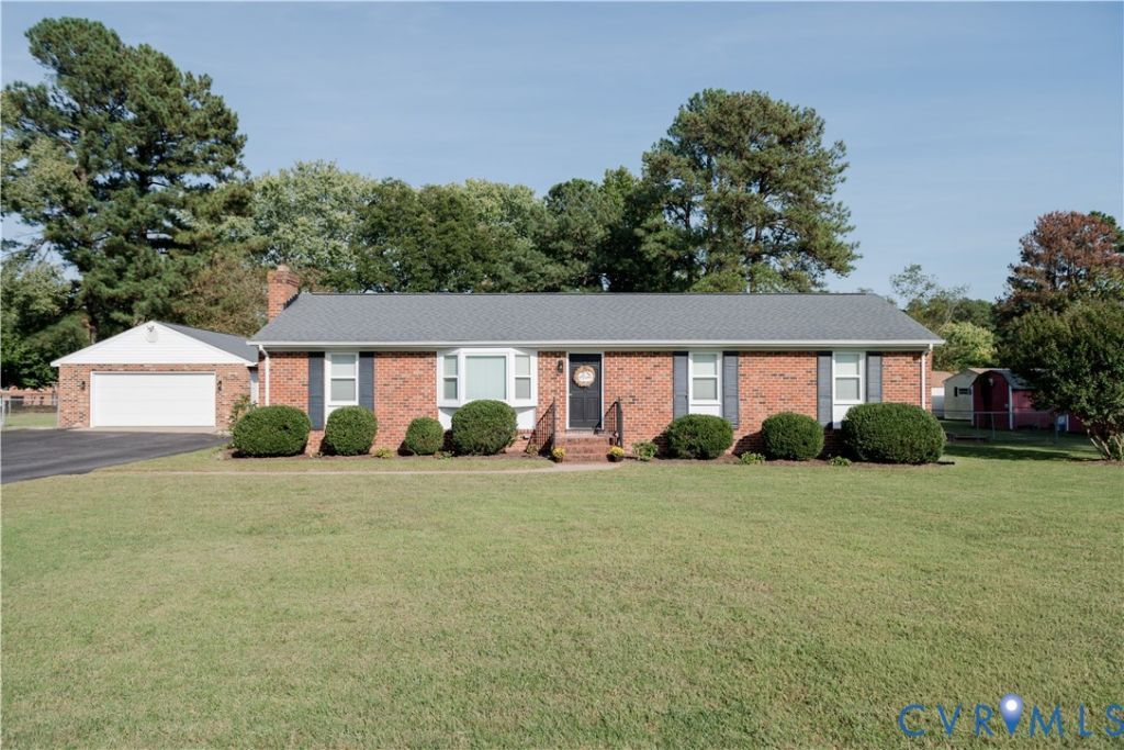7384 Ridge Hill Lane, Mechanicsville, VA 23111 Main Photo