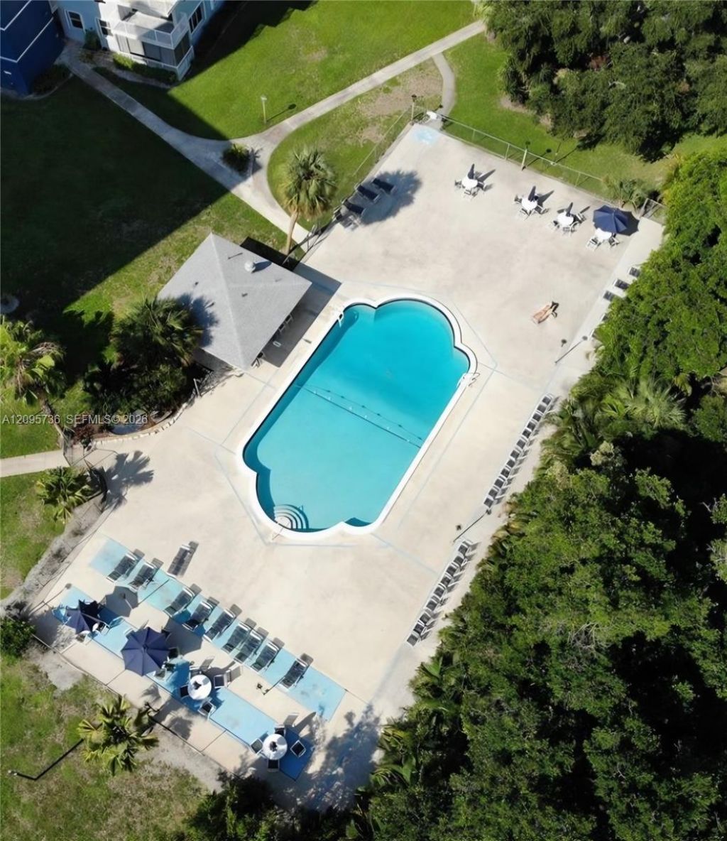 4200 Hillcrest Dr, Unit 705, Hollywood, FL 33021 Photo