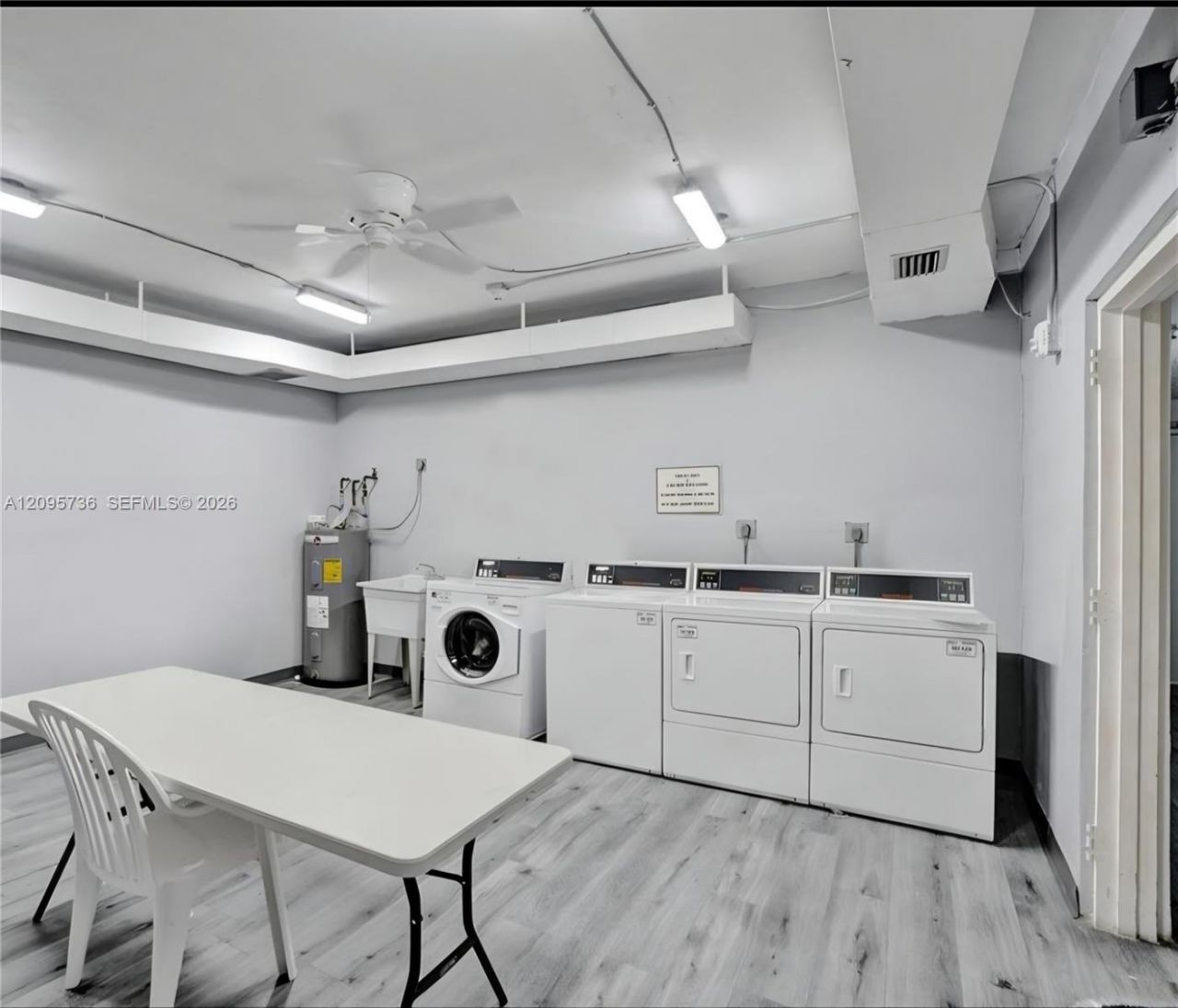4200 Hillcrest Dr, Unit 705, Hollywood, FL 33021 Photo