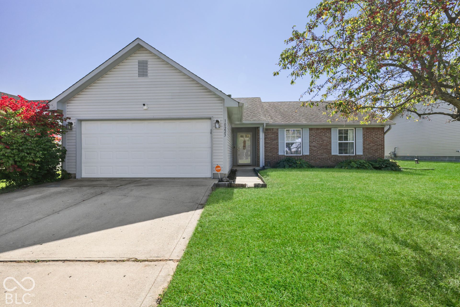 10223 Park Valley, Indianapolis, IN 46229 Main Photo