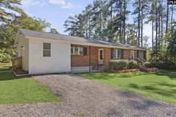 1013 Pinelane Road photo 4