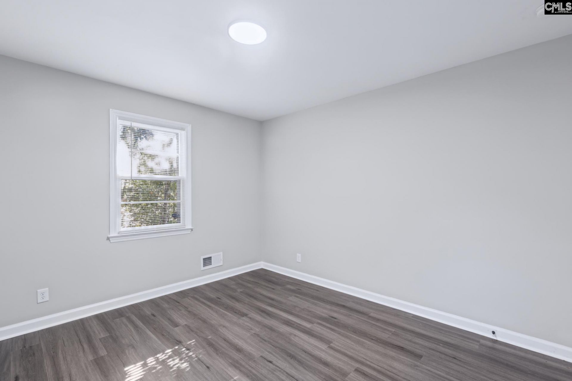 1013 Pinelane Road Photo 32
