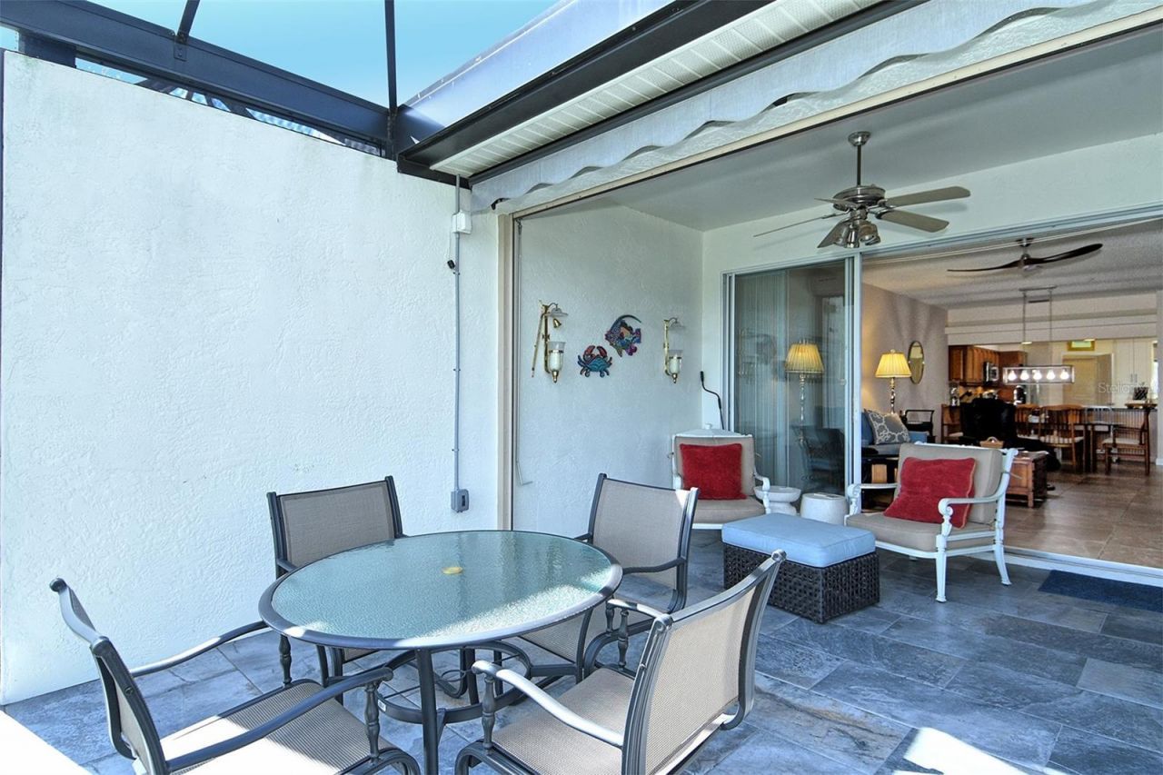 4951 Chase Oaks Drive , Sarasota, FL 34241 Photo