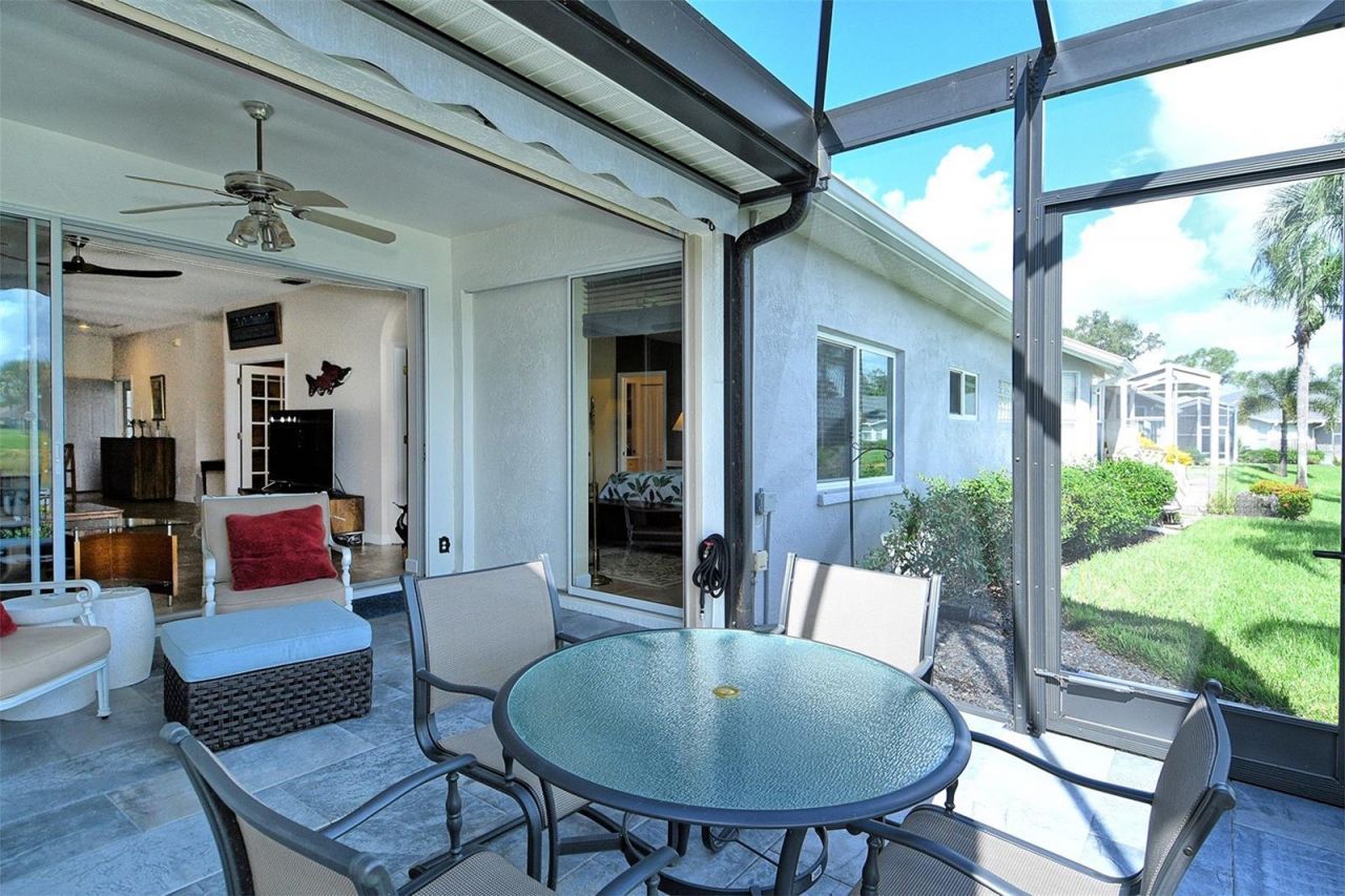 4951 Chase Oaks Drive , Sarasota, FL 34241 Photo