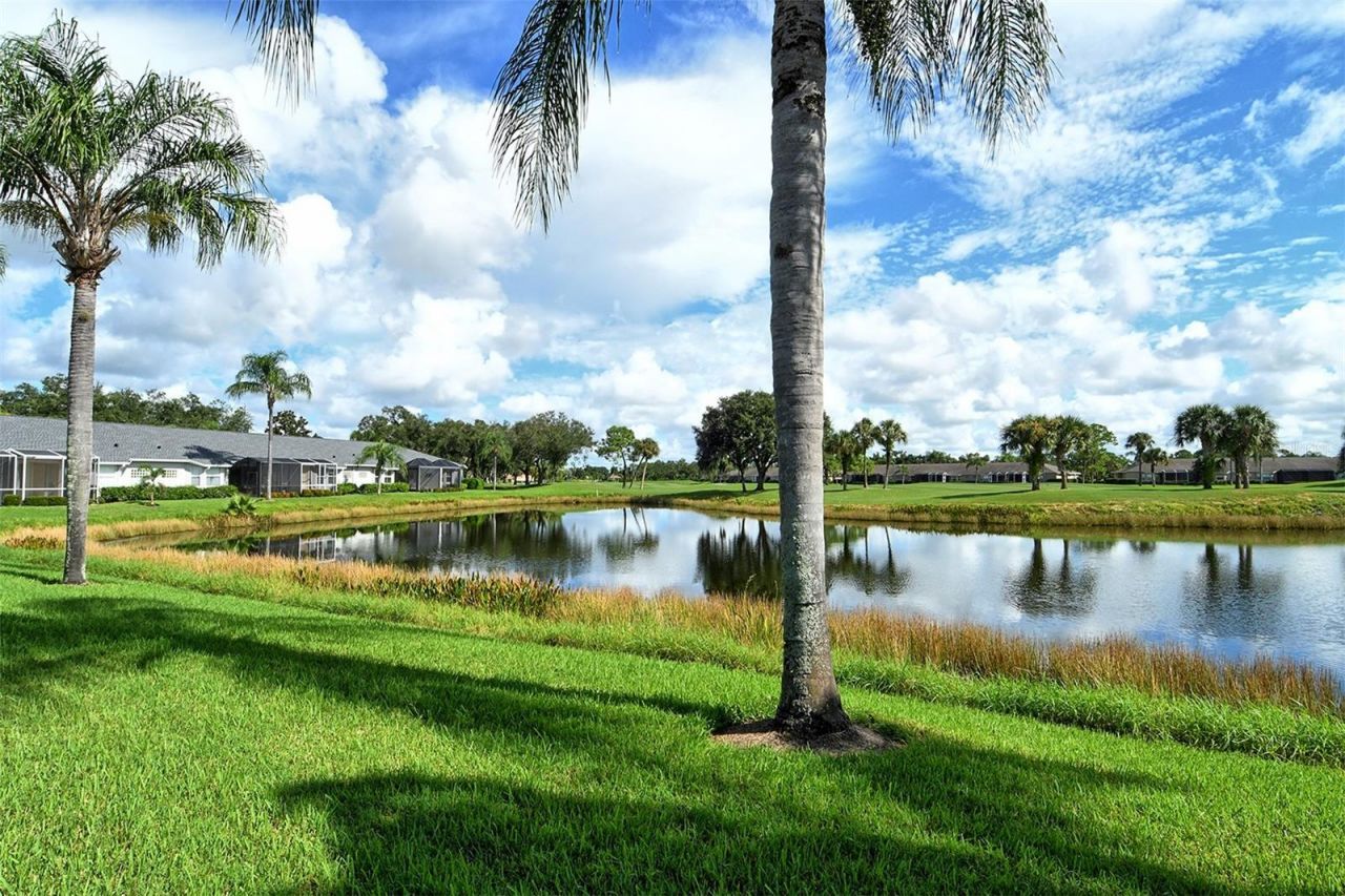 4951 Chase Oaks Drive , Sarasota, FL 34241 Photo