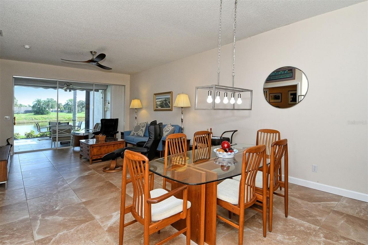 4951 Chase Oaks Drive , Sarasota, FL 34241 Photo
