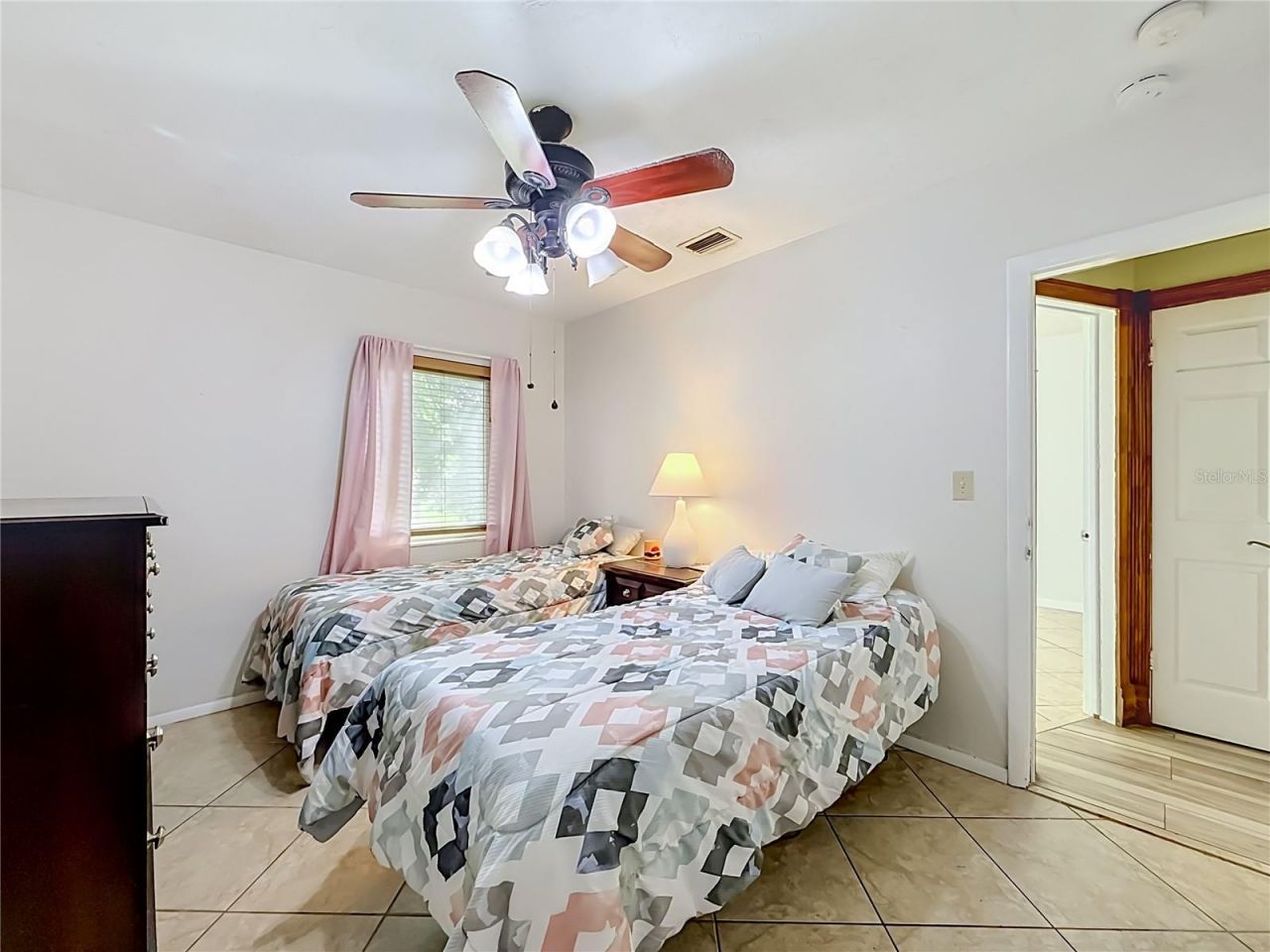 19731 NW 33rd Avenue, Miami Gardens, FL 33056 Photo