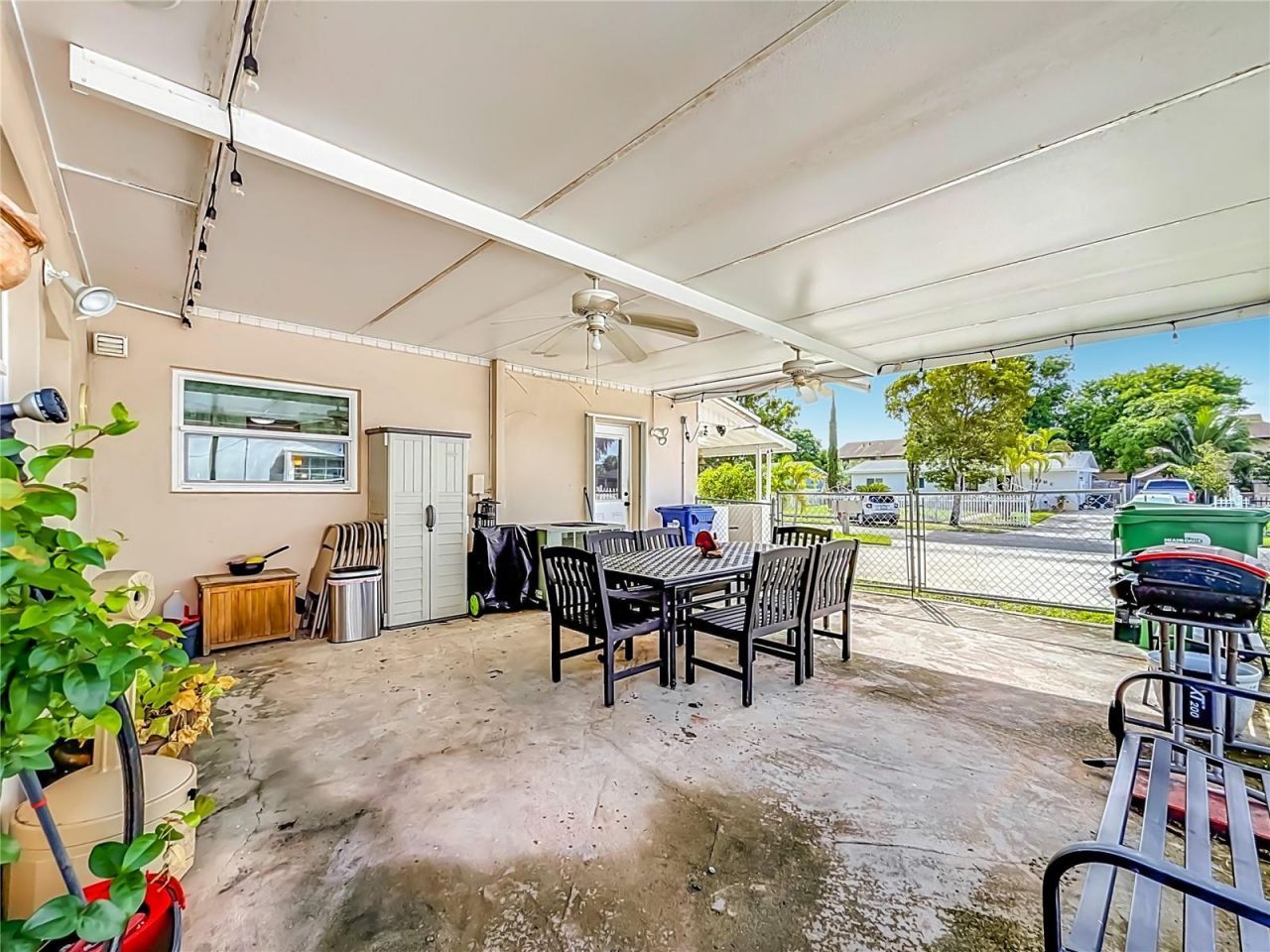 19731 NW 33rd Avenue, Miami Gardens, FL 33056 Photo