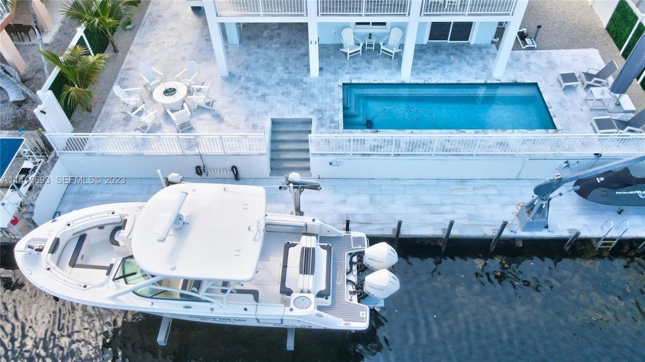 48 S Andros Road, Key Largo, FL 33037 Photo