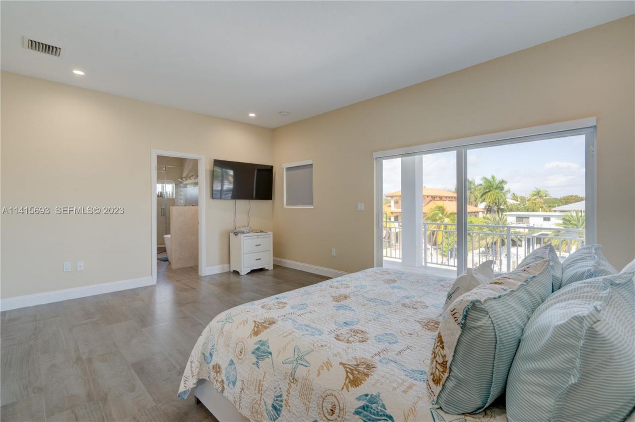 48 S Andros Road, Key Largo, FL 33037 Photo