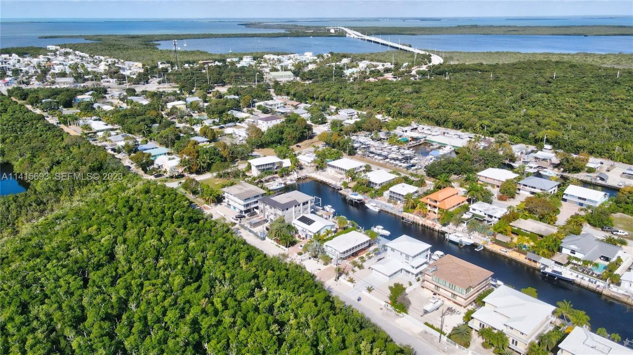 48 S Andros Road, Key Largo, FL 33037 Photo