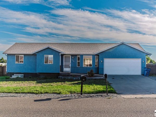 756 S Wolcott Dr, Pueblo West, CO 81007