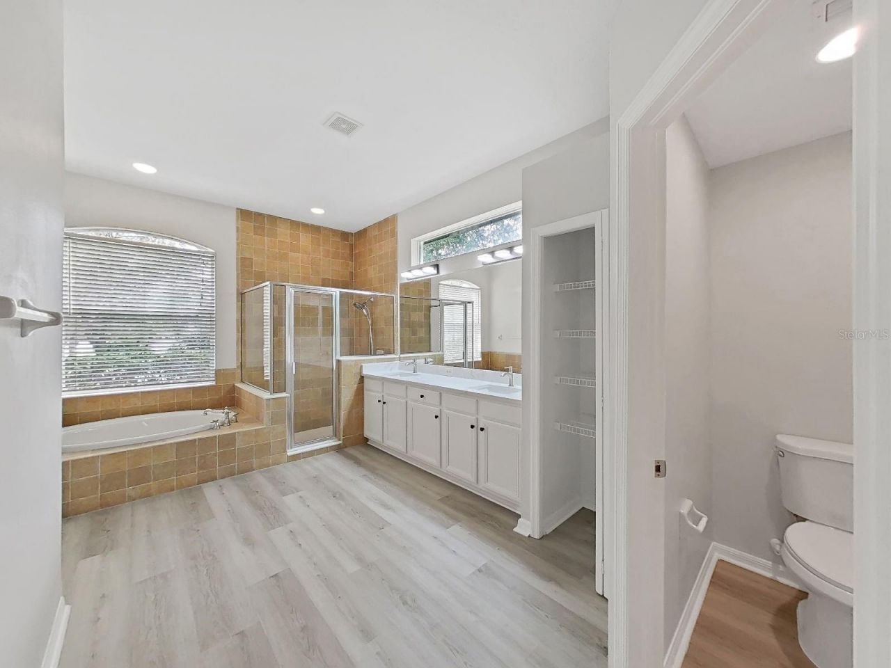9310 Mangrove Court, Tampa, FL 33647 Photo