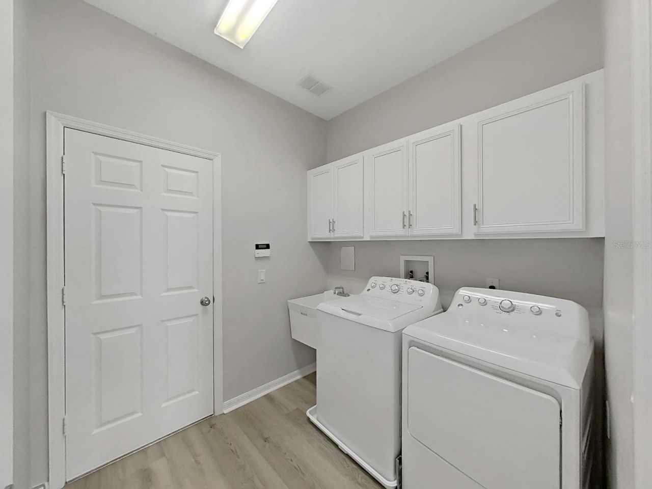 9310 Mangrove Court, Tampa, FL 33647 Photo