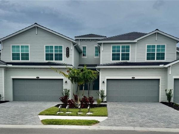 19230 CHERRYSTONE WAY , Unit 101, LAKEWOOD RANCH, FL 34211