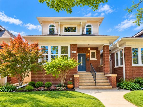4920 N Keeler Avenue, Chicago, IL 60630