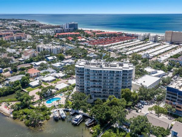 1640 SUMMERHOUSE LANE , Unit 40, SARASOTA, FL 34242
