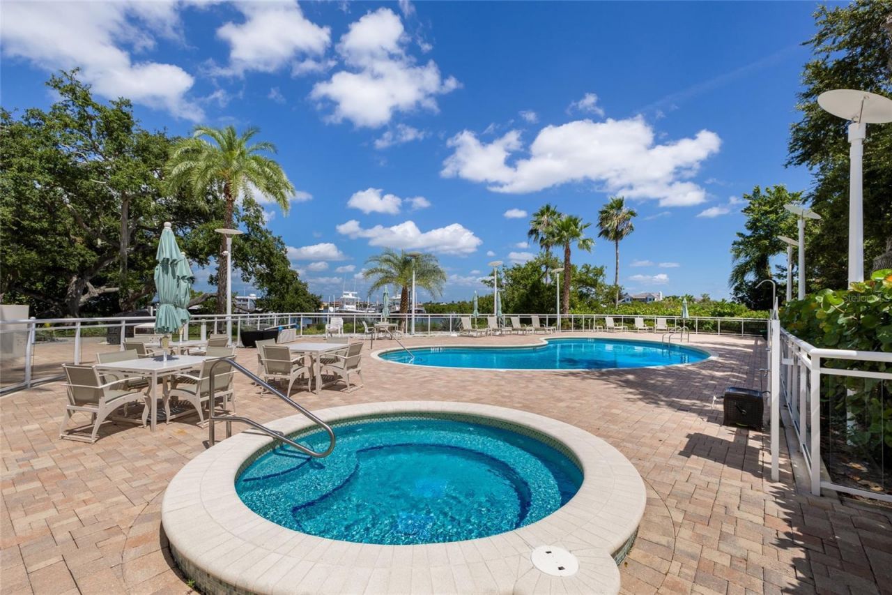 1640 Summerhouse Lane, Unit 40, Sarasota, FL 34242 Photo