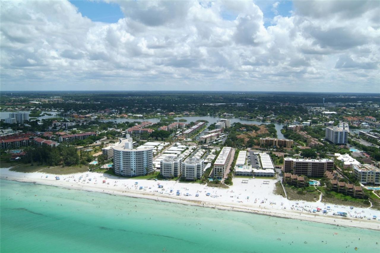 1640 Summerhouse Lane, Unit 40, Sarasota, FL 34242 Photo