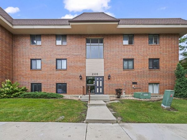 2335 S Main Street , Unit 3A, Lombard, IL 60148