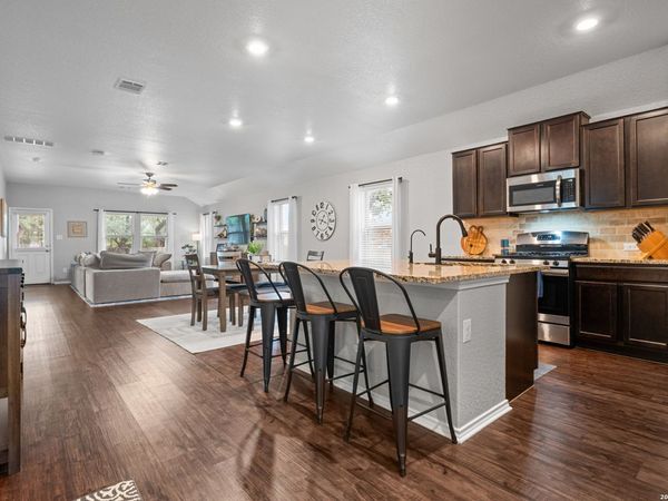 32116 CAMELLIA BND, Bulverde, TX 78163