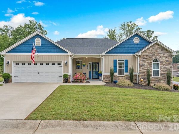 1115 King George Court, Lenoir, NC 28645