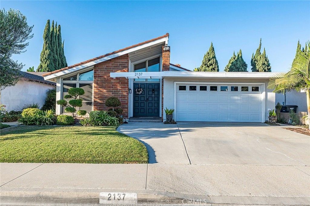 2137 Denmead, Lakewood, CA 90712 Main Photo