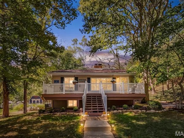 88 S Lake Drive, Hillsboro, MO 63050